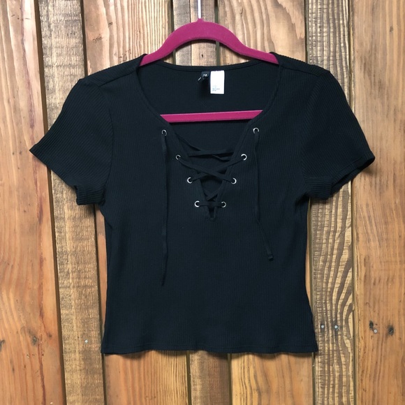 H&M size small black lace up short sleeve - Picture 2 of 5